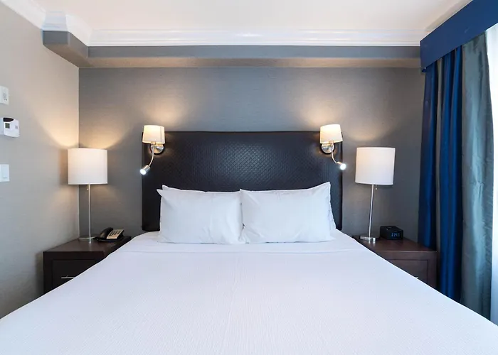 Sandman Signature Edmonton South Hotel