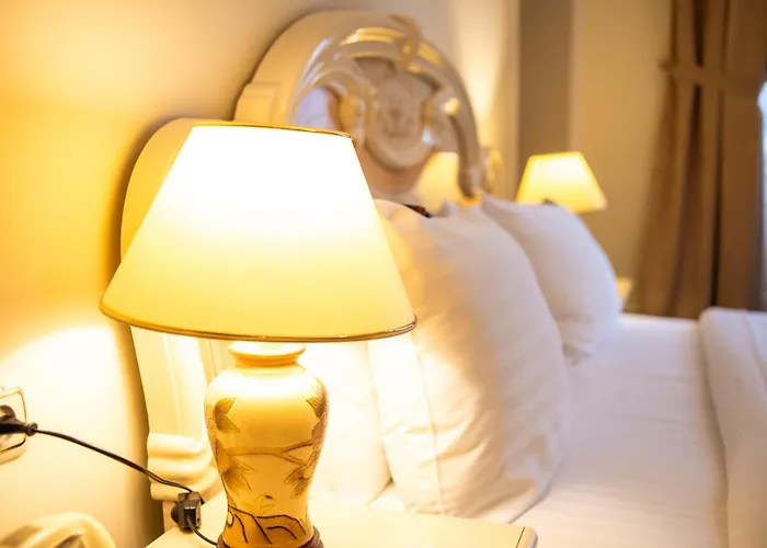George Hotel