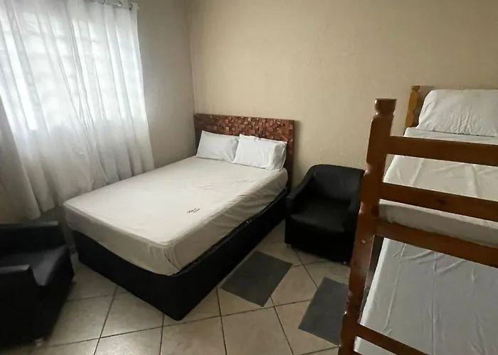 Garden Hostel - Santana