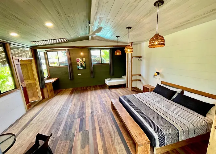 Moka Lodge - Book By Cabin