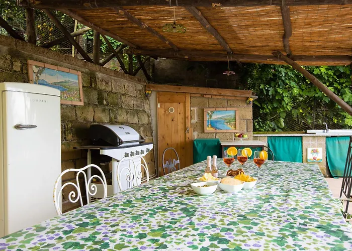 Sorrento Villa With Pool And Amazing Views