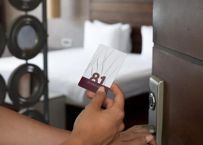 No81 Hotel