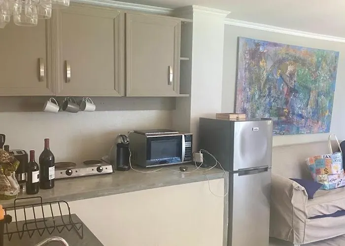 Boutique Beachfront Hotel On Isla Contadora