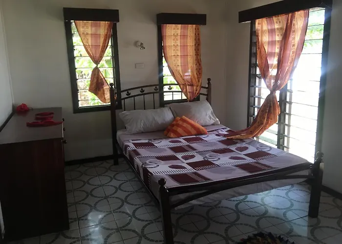 Yasawa Long Beach Hideout Resort