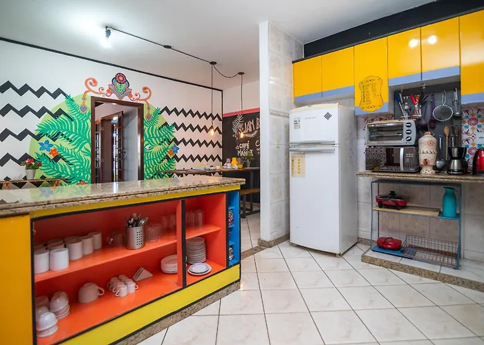 Hostel Lares