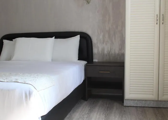 Hotel Alma - Near The Sea