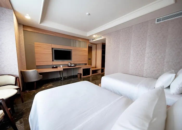 Prakerti Bhuana Hotel