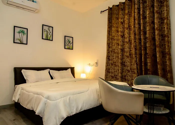 Brymac Hotel