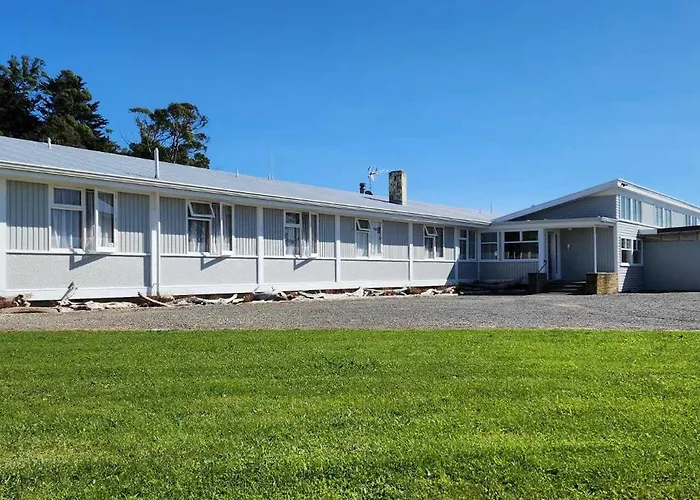 The Headland Lodge