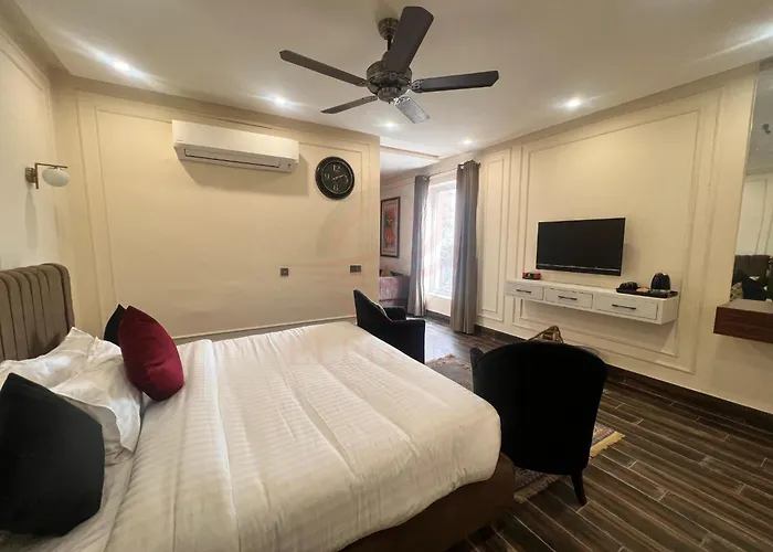 Hotel Elegant Executive Suites