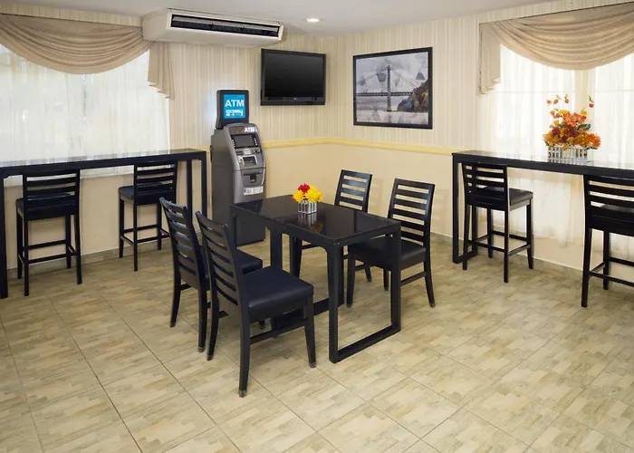 Skyview Motel
