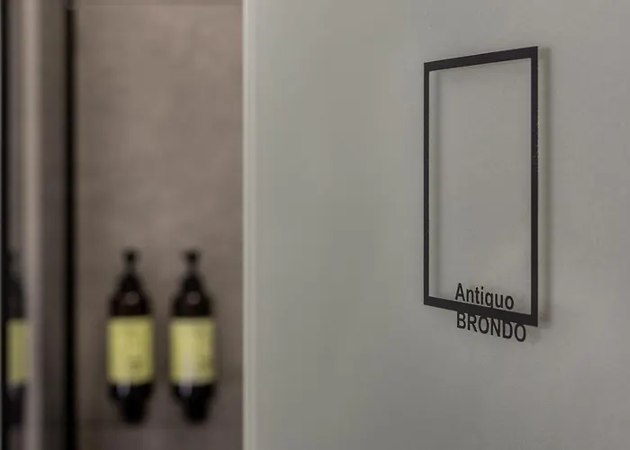 Antiguo Brondo Selfcheck-in Smart Rooms
