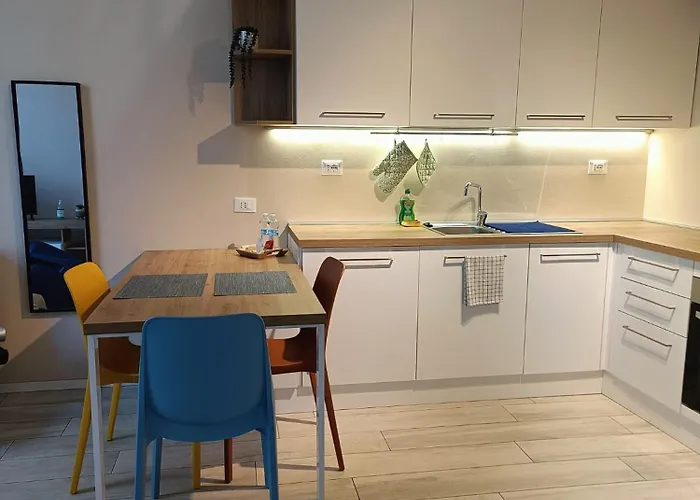Yr Apartments Bocconi- Modern Loft, 3 Min Walk To Duomo Tram