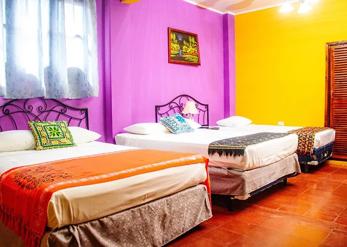 Rual'S Hotel