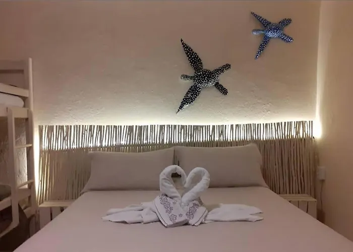 Happy Paradise Hostel