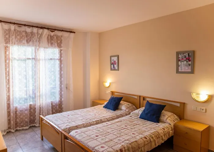 Hostal Montserrat