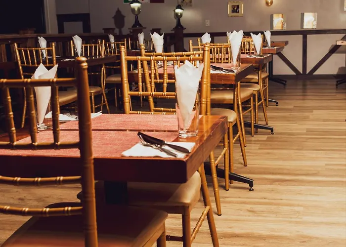 Ngwenya City Hotel