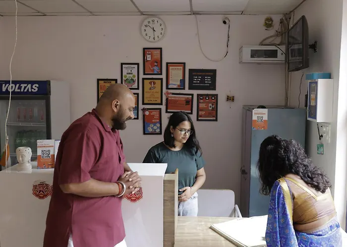 Live Free Hostel Varanasi