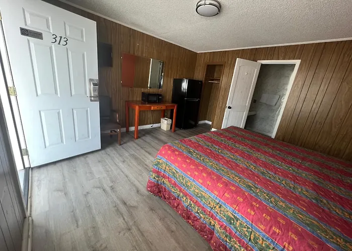 Pinelodge Motel