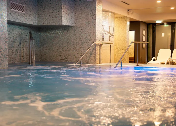 Hotel Aventus