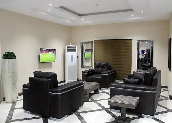 Ellyxville Hotel