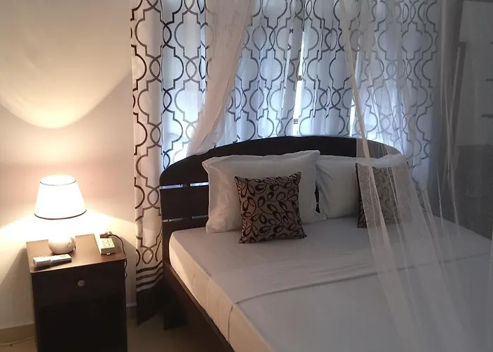 Kavee Transit Hotel