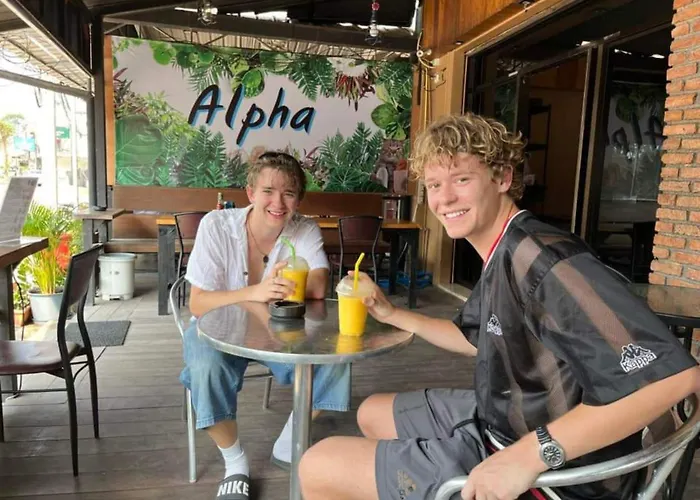 Alpha Hostel Cafe&Bar