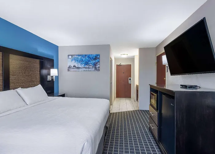 Baymont By Wyndham Kirksville University Area