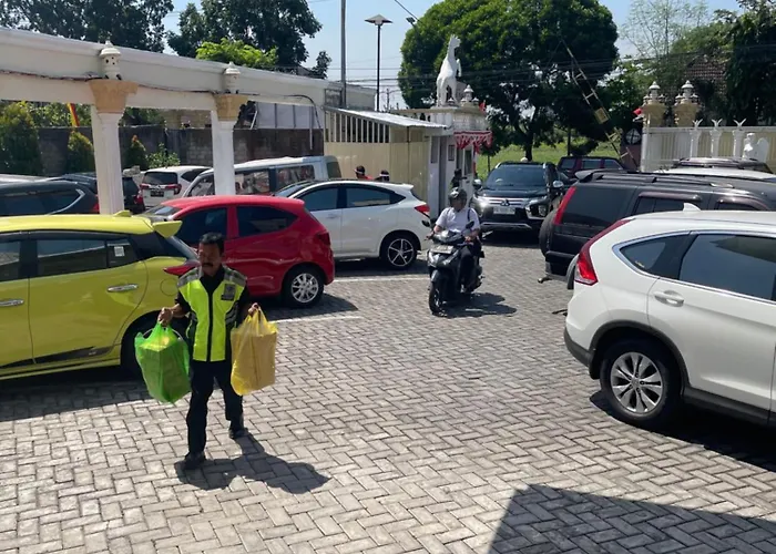 Votel Hotel De'Pratnya Kediri