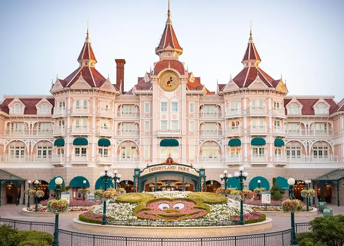 Disneyland Hotel