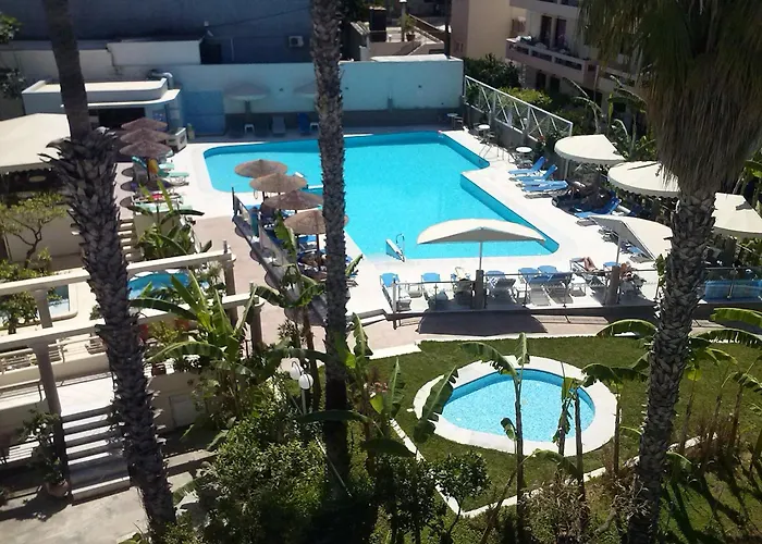 Astron Hotel