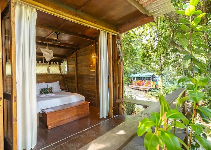 Hostel Da Vila Ilhabela