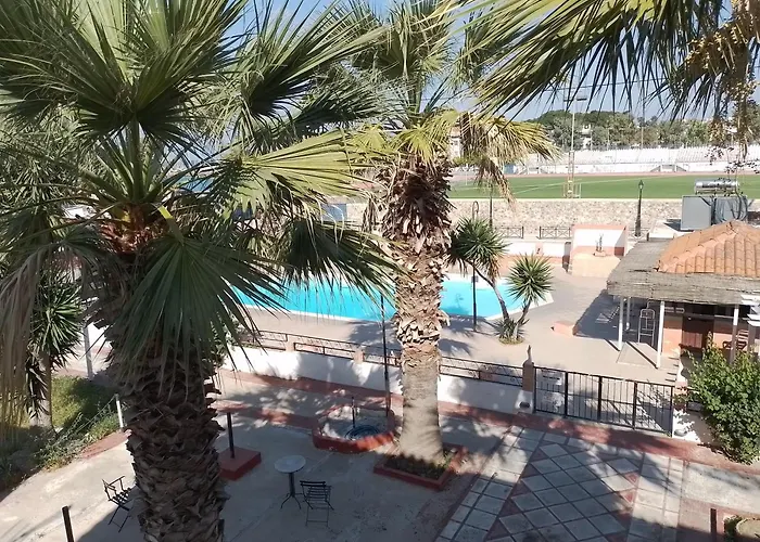 Miranta Hotel - Apartments & Studios
