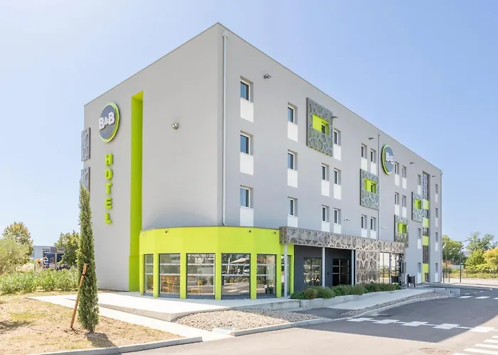 B&B Hotel Saint-Martin-De-Crau Alpilles Camargue