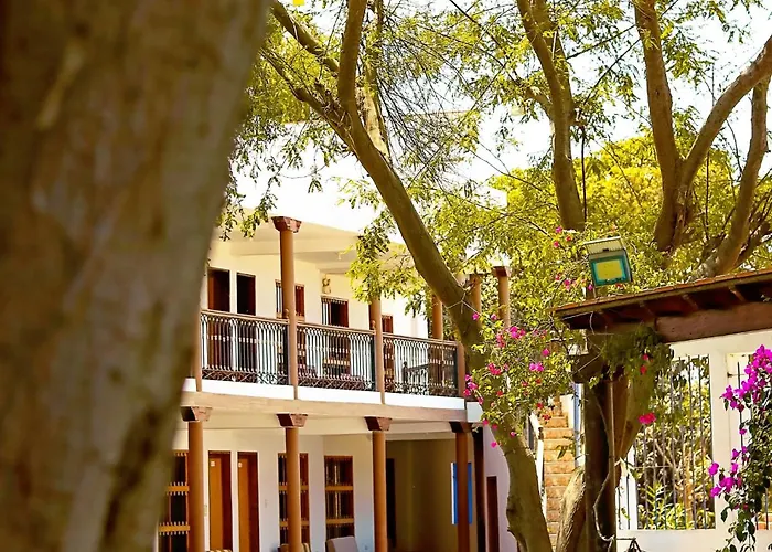 Bodega El Huarango
