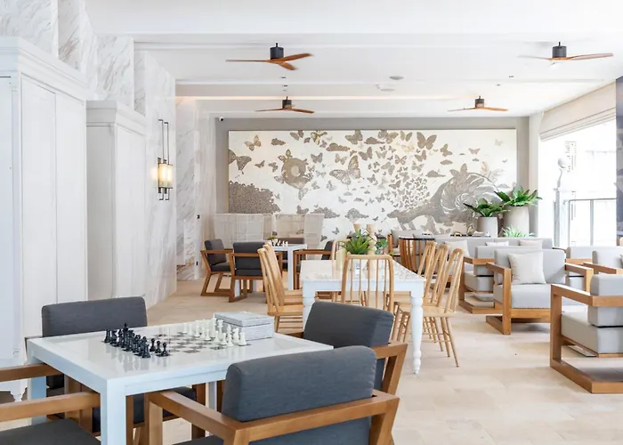 Silq Hotel & Residence