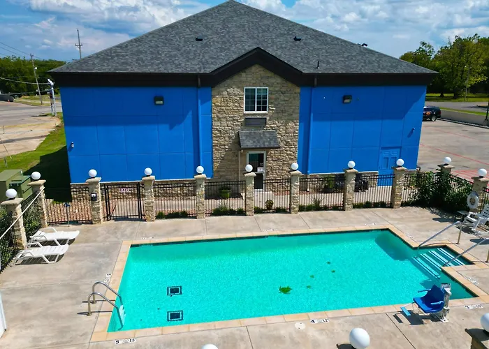 American Inn Madill
