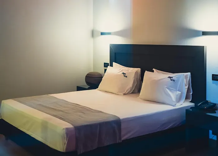 Pines Hotel (Adults Only)