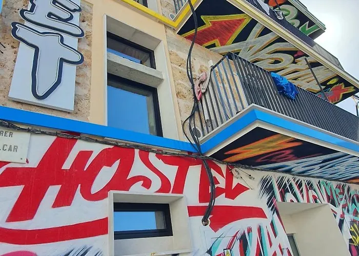 We Street Hostel - Albergue