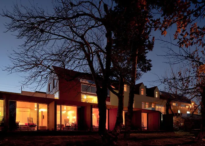 Casa Das Penhas Douradas - Burel Expedition Hotel