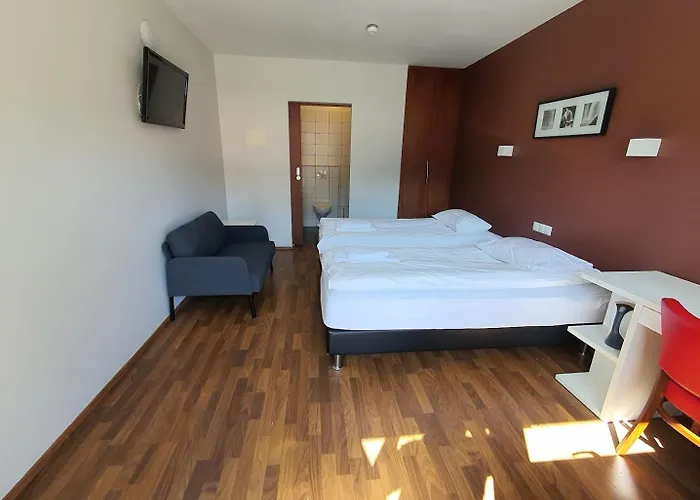Studio 22