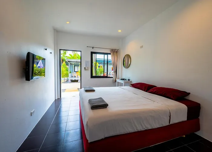 Samui Backpacker Hotel