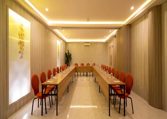Yulia Hotel Managed By Hig