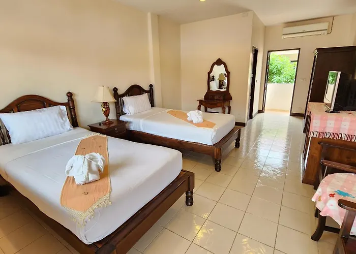 Panupong Hotel
