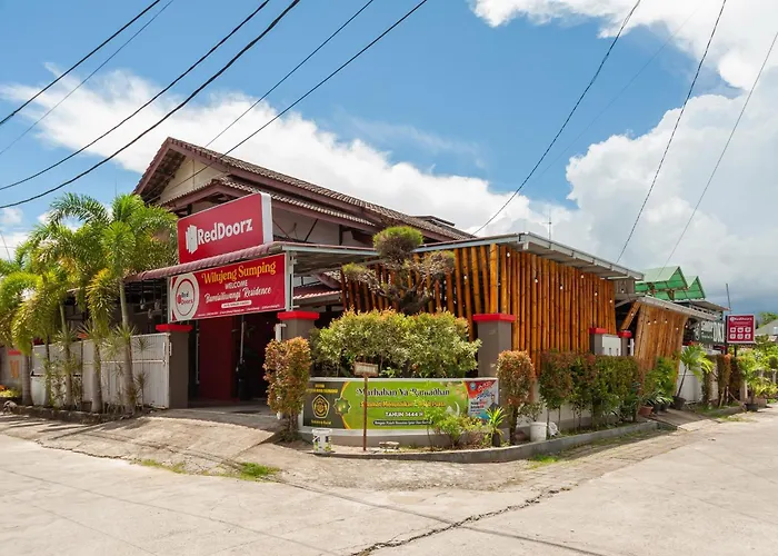 Reddoorz Syariah At Bumi Siliwangi Residence Padang