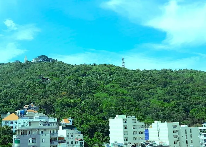 Love Hotel & Apartments