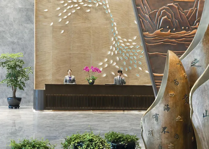 Grand Barony Qingdao Airport Hotel