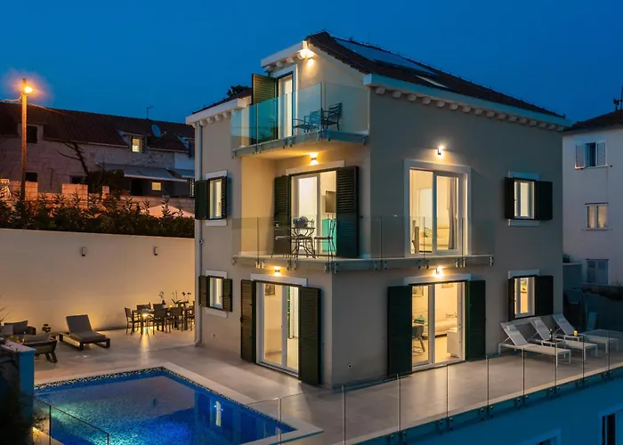 Epetium Beach Villa