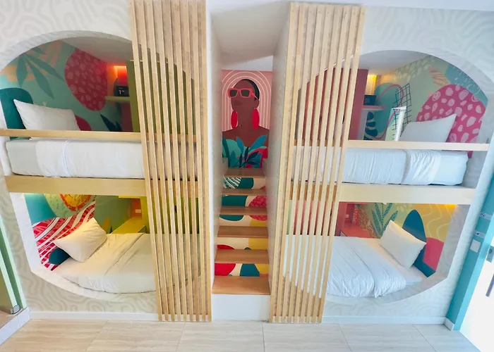 Hotel Nomadic Design