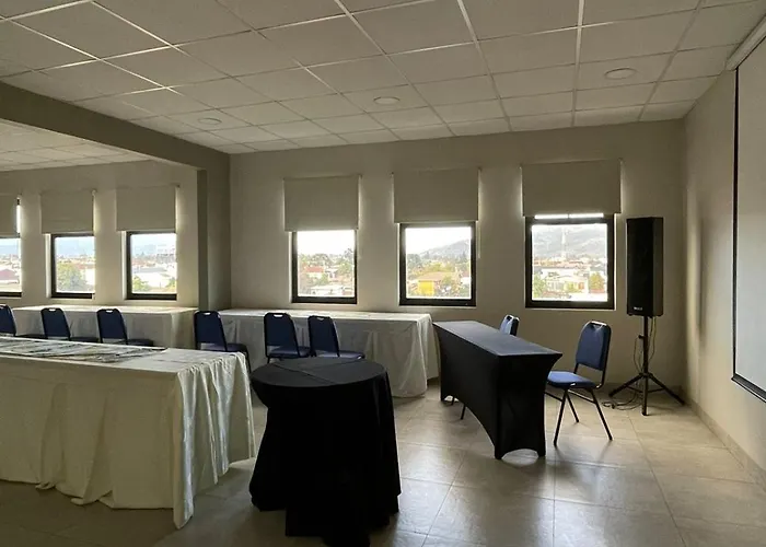 Hotel Manso De Velasco